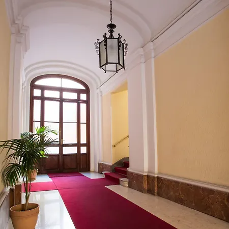 Гостевой дом Domus Romantica 4*